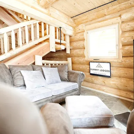 Summit Chalet *