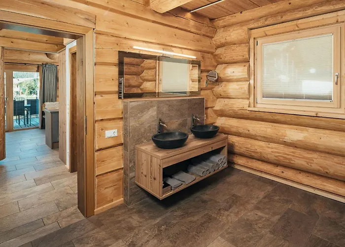 Summit Chalet Pfunds