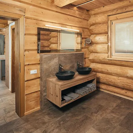 Summit בקתה פונדס